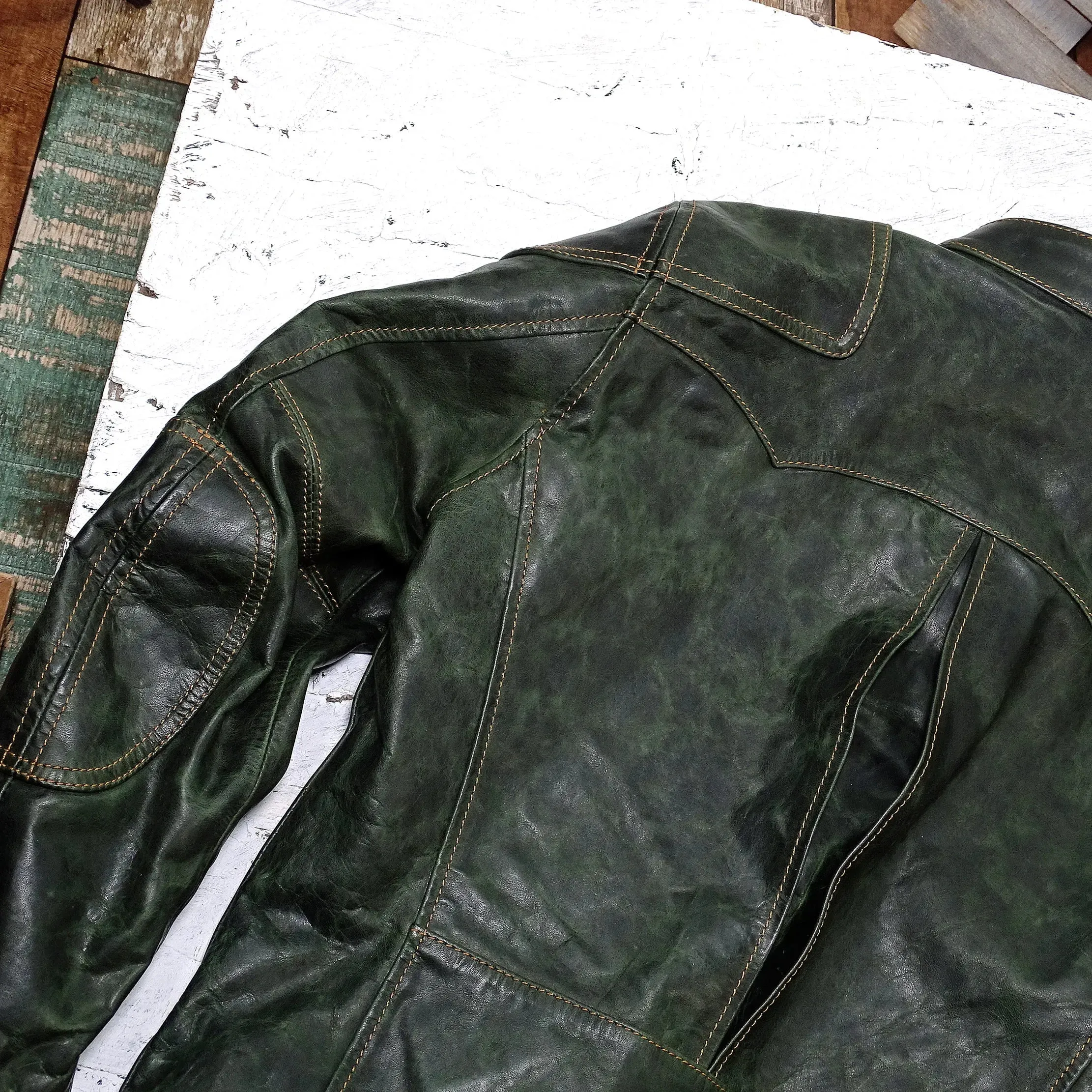 Men's Green Leather Jacket - Slim Fit Stand Collar Motorcycle Biker